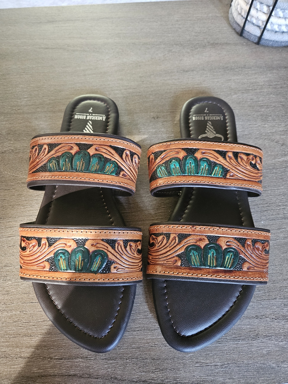 Artisan-Tooled Brown Leather Slide Sandals with Green Accent Size 7 - NWOT